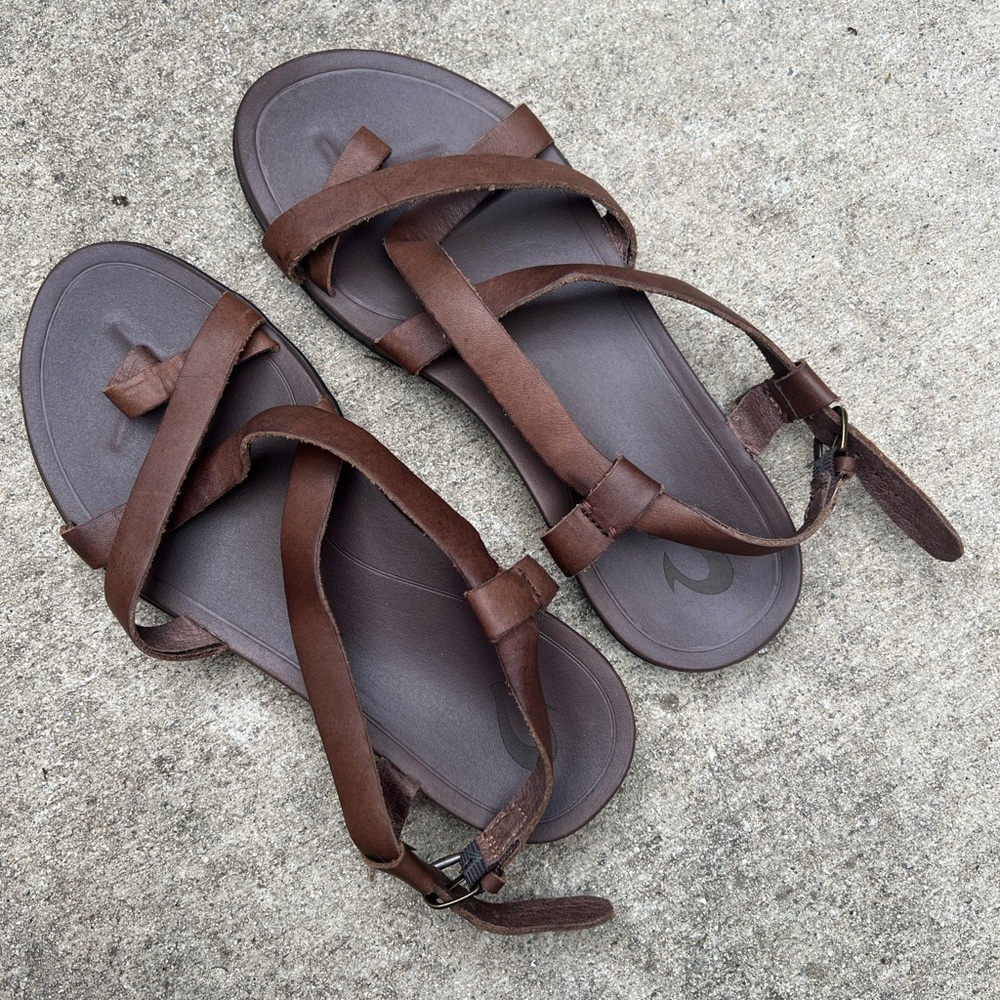 OluKai Upena Women’s Beach Sandals